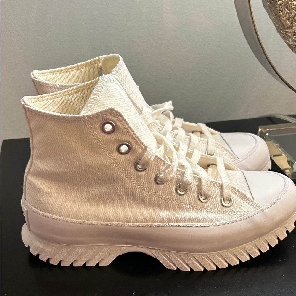 Converse Women's All Star White Platform Sneakers Lugged Sole Chuck Taylor - Picture 4 of 9